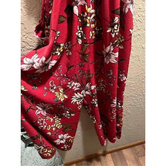 Xhilaration Floral Romper Woman’s Size Small - Picture 15 of 16